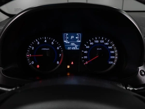 Седан Hyundai Solaris 2014 года, 890000 рублей, Тюмень