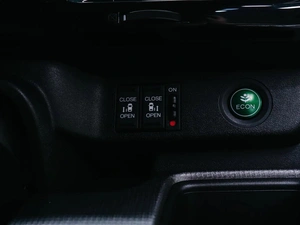 Минивэн Honda Stepwgn Spada 2016 года, 1850000 рублей, Красноярск