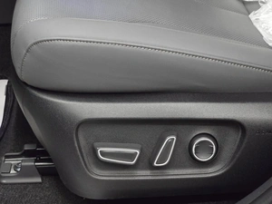 Внедорожник Toyota RAV4 2026 года, 4099000 рублей, Красноярск
