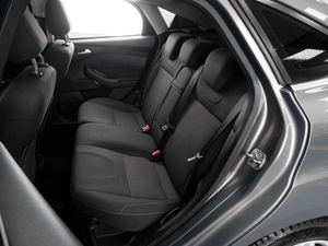 Седан Ford Focus 2012 года, 1079000 рублей, Тюмень