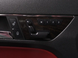Купе Mercedes-benz E-класс 2012 года, 1525000 рублей, Красный Пахарь