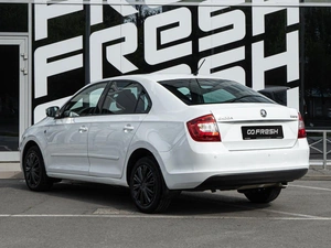 Лифтбек Skoda Rapid 2014 года, 1029000 рублей, Волгоград
