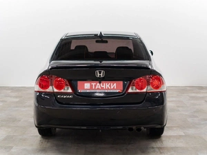 Седан Honda Civic 2007 года, 740000 рублей, Красноярск