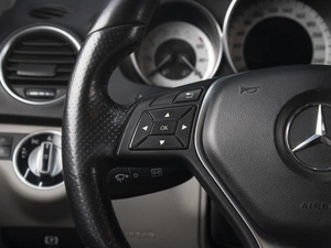 Седан Mercedes-benz C-класс 2011 года, 1590000 рублей, Омск