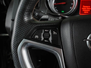 Седан Opel Insignia 2013 года, 1335000 рублей, Воронеж