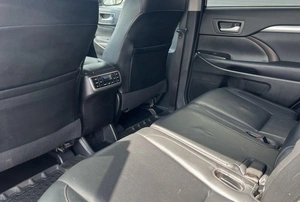 Внедорожник Toyota Highlander 2014 года, 3030000 рублей, Солонцы
