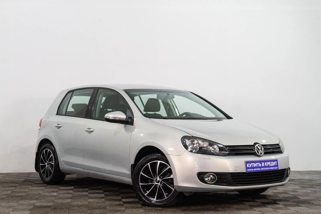 Хетчбэк Volkswagen Golf 2012 года, 1179000 рублей, Сургут