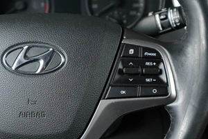 Седан Hyundai Solaris 2019 года, 1169000 рублей, Тюмень