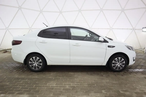 Седан Kia Rio 2013 года, 799000 рублей, Обнинск