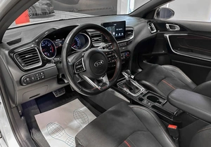 Универсал Kia ProCeed 2019 года, 1930000 рублей, Красноярск