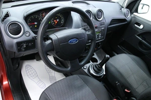 Хетчбэк Ford Fiesta 2007 года, 498000 рублей, Солонцы