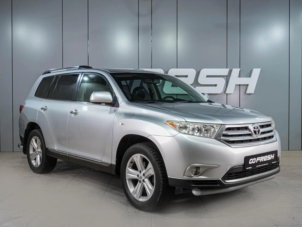 Внедорожник Toyota Highlander 2011 года, 1569000 рублей, Воронеж