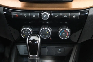 Седан ВАЗ (LADA) Vesta Cross 2024 года, 1819000 рублей, Омск