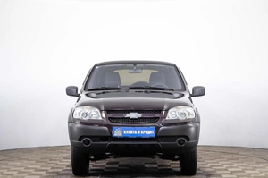 Внедорожник Chevrolet Niva 2015 года, 639000 рублей, Пермь