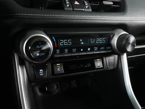 Внедорожник Toyota RAV4 2020 года, 3399000 рублей, Аксай