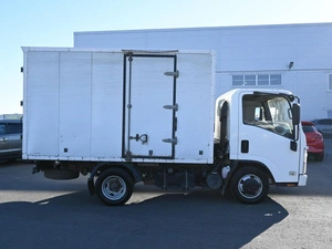 Isuzu Elf (N-series), I, 2.5 MT 4x2 (126 л.с.) 2015г. 2015 года, 1719000 рублей, Ростов-на-Дону