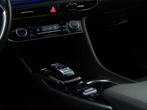 Седан Hyundai Sonata 2021 года, 2649999 рублей, Москва