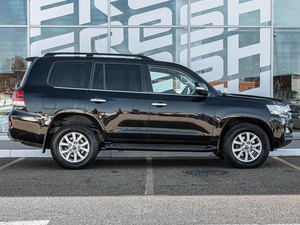 Внедорожник Toyota Land Cruiser 2019 года, 7699000 рублей, Краснодар