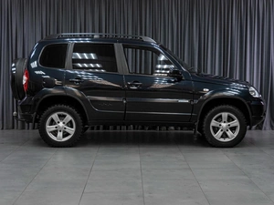 Внедорожник Chevrolet Niva 2014 года, 649000 рублей, Тюмень