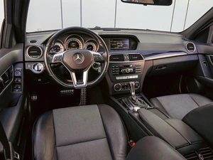 Седан Mercedes-benz C-класс 2011 года, 1740000 рублей, Краснодар