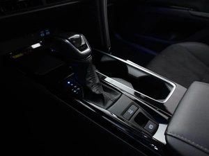 Седан Toyota Camry 2024 года, 3355632 рублей, Москва