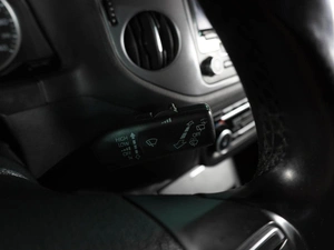 Внедорожник Volkswagen Tiguan 2012 года, 900000 рублей, Воронеж