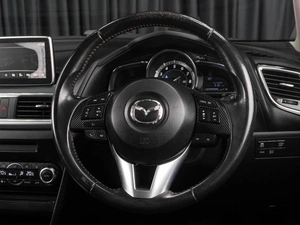 Хетчбэк Mazda Axela 2014 года, 1349000 рублей, Тюмень