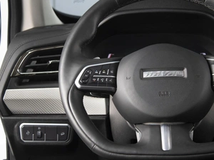 Внедорожник Haval F7 2023 года, 2390000 рублей, Омск