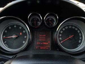 Хетчбэк Opel Astra GTC 2012 года, 850000 рублей, Краснодар