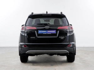 Внедорожник Toyota RAV4 2018 года, 2559050 рублей, Москва