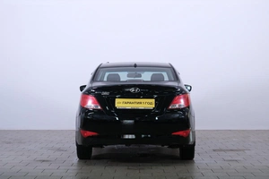 Седан Hyundai Solaris 2016 года, 999000 рублей, Омск
