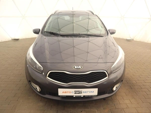 Хэтчбек Kia Ceed 2013 года, 995000 рублей, Орёл