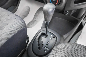 Хетчбэк Toyota Vitz 2010 года, 649000 рублей, Барнаул