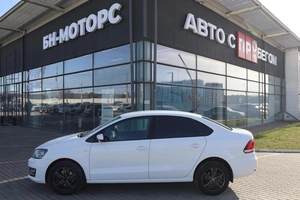 Седан Volkswagen Polo 2017 года, 1030000 рублей, Мирное