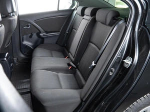 Седан Toyota Avensis 2010 года, 980000 рублей, Волгоград