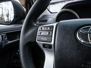 Внедорожник Toyota Land Cruiser Prado 2011 года, 2749000 рублей, Волгоград