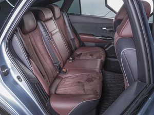 Седан Toyota Crown 2019 года, 3180000 рублей, Ростов-на-Дону