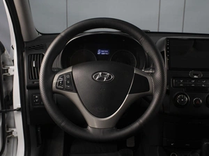 Хетчбэк Hyundai i30 2010 года, 730000 рублей, Омск