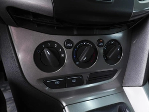 Хетчбэк Ford Focus 2011 года, 750000 рублей, Ростов-на-Дону