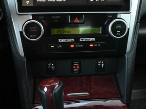 Седан Toyota Camry 2012 года, 1464000 рублей, Кирилловка