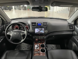 Внедорожник Toyota Highlander 2011 года, 1987000 рублей, Солонцы