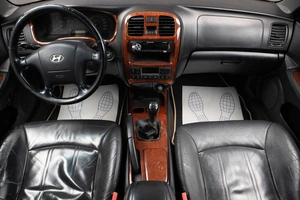 Седан Hyundai Sonata 2005 года, 389000 рублей, Оренбург