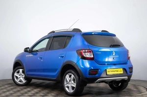 Хетчбэк Renault Sandero Stepway 2018 года, 989000 рублей, Пермь