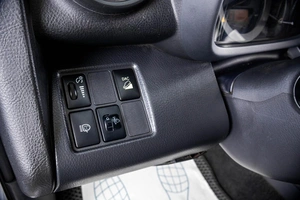Внедорожник Toyota RAV4 2011 года, 1399000 рублей, Пермь