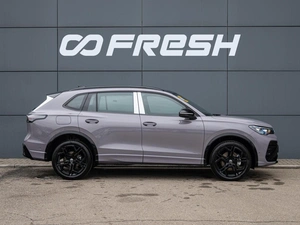 Внедорожник Volkswagen Tiguan L 2025 года, 5500000 рублей, Краснодар