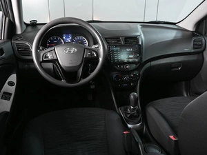 Хетчбэк Hyundai Solaris 2014 года, 899000 рублей, Аксай