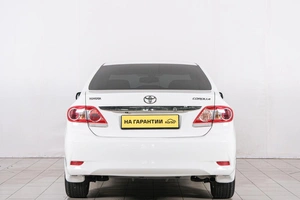 Седан Toyota Corolla 2012 года, 1159000 рублей, Красноярск
