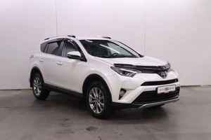 Внедорожник Toyota RAV4 2017 года, 2700000 рублей, Брянск