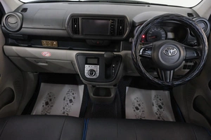 Хетчбэк Toyota Passo 2015 года, 919000 рублей, Омск