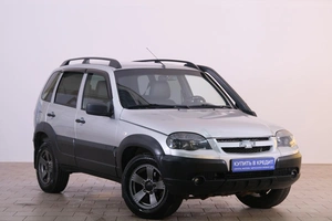 Внедорожник Chevrolet Niva 2020 года, 969000 рублей, Омск